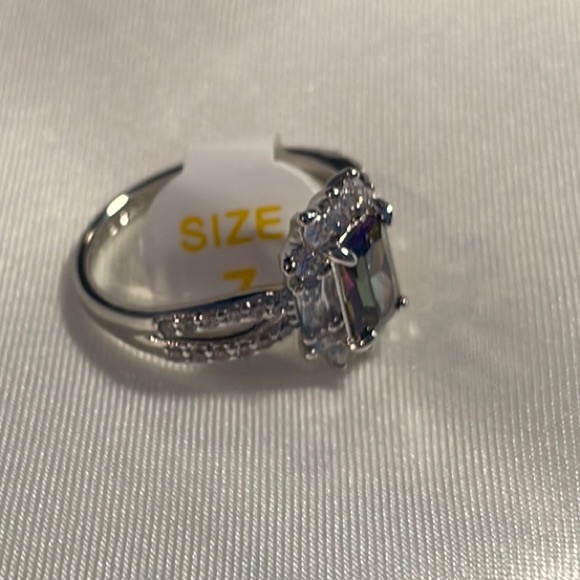 Elegant Silver Mystic Topaz Accented With CZ Ring Size 7 - Picture 3 of 4